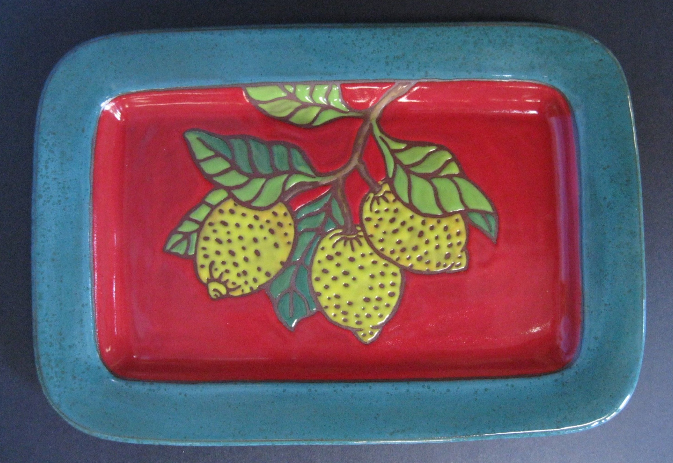 Lemon Platter in Red and Turquoise with Cuerda Seca Lemon Motif