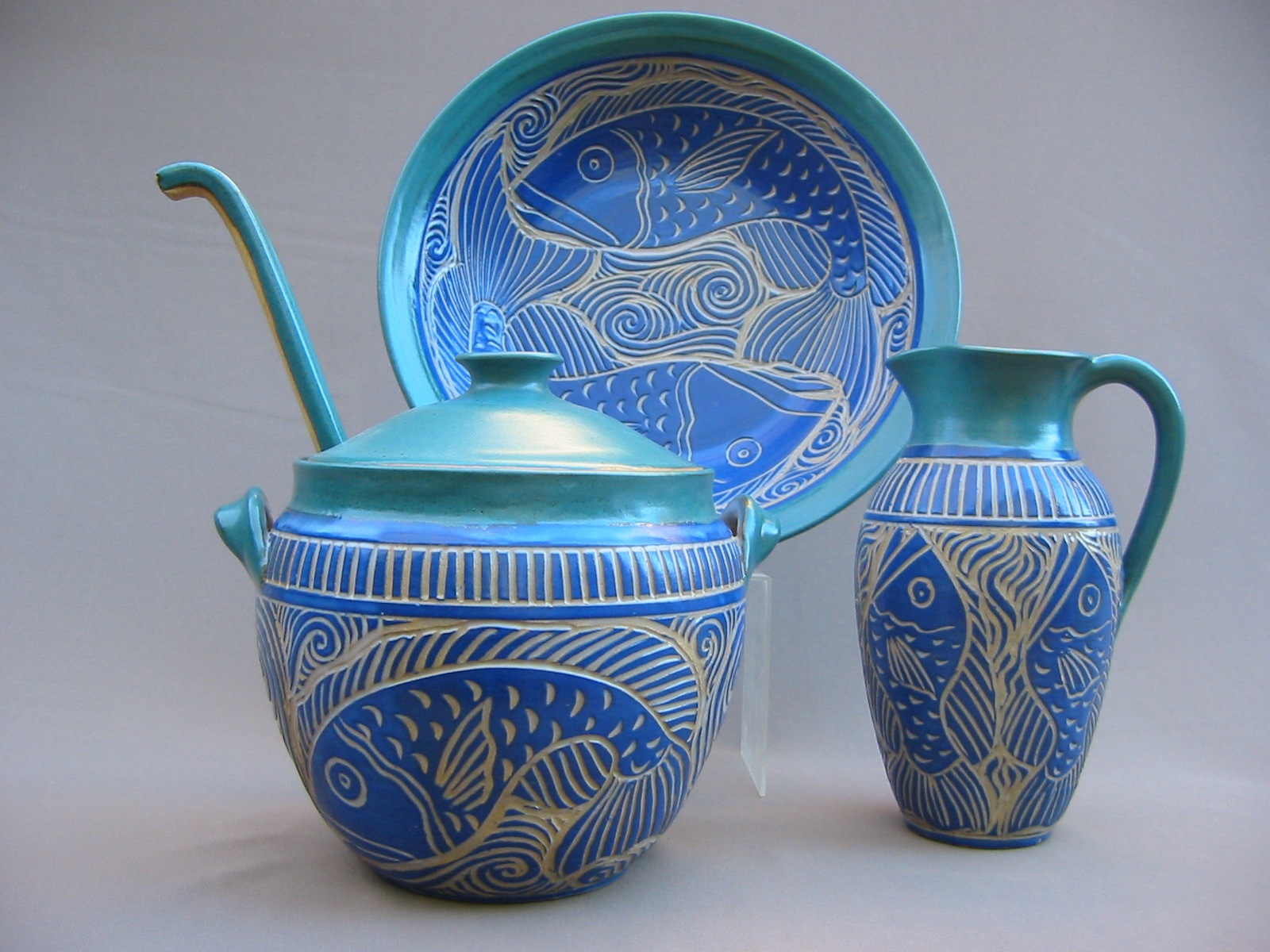 Serving Set in Blue and Turquoise with Carved Sgrafitto Fish Design